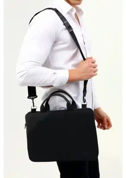 D'Vers Siyah Su Geçirmez Fermuar Detaylı 15.6'' Darbeye Karşı Korumalı Notebook ve Laptop Çantası