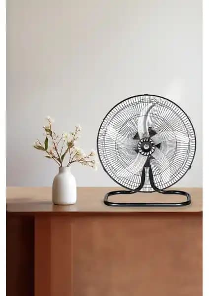 Kumtel 3in1 Sanayi Tipi 18'' Ayaklı Vantilatör Güçlü ve Çok Yönlü Serinlik Sağlar