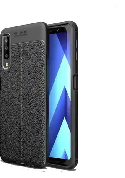 Samsung Galaxy A7 2018 için Şık ve Koruyucu Deri Görünümlü Silikon Kılıf