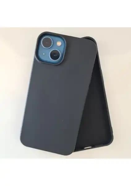 Pirok Store iPhone 13 ve iPhone 14 Kadife Silikon Kılıf Karşılaştırması 1