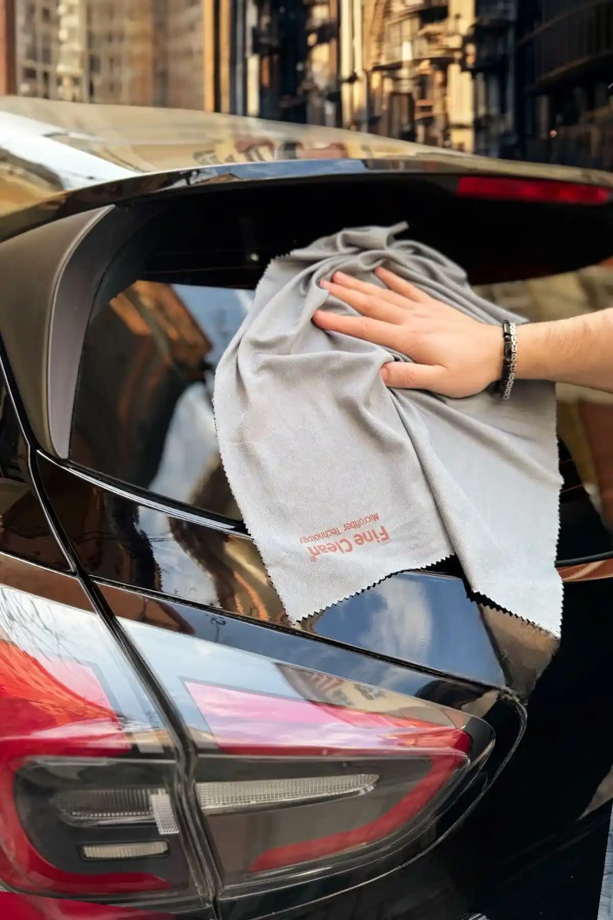 Fine Clean ve Vizyon Park Mikrofiber Temizlik Bezleri Karşılaştırması