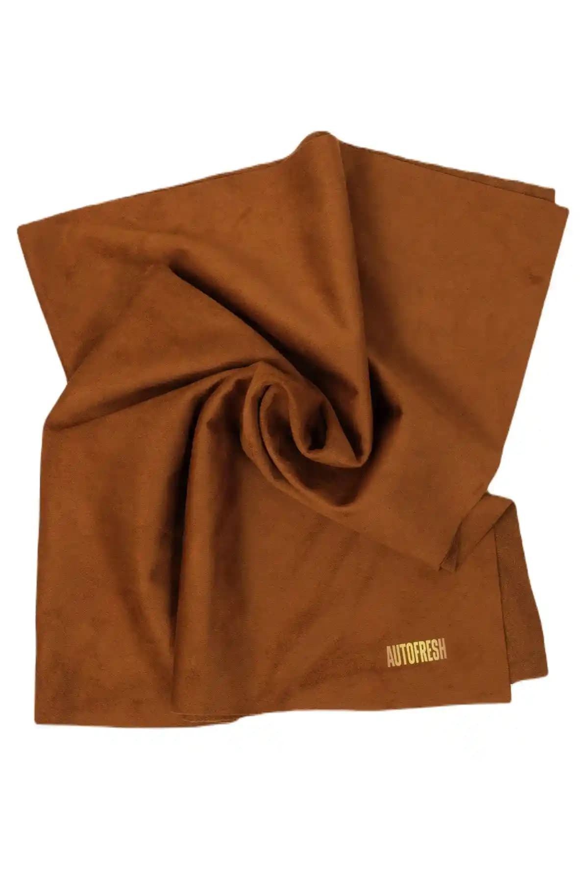 Oto Cam ve Kaporta Temizliği İçin AutoFresh ve M.Y. TASO Güderi Bezlerinin Karşılaştırması