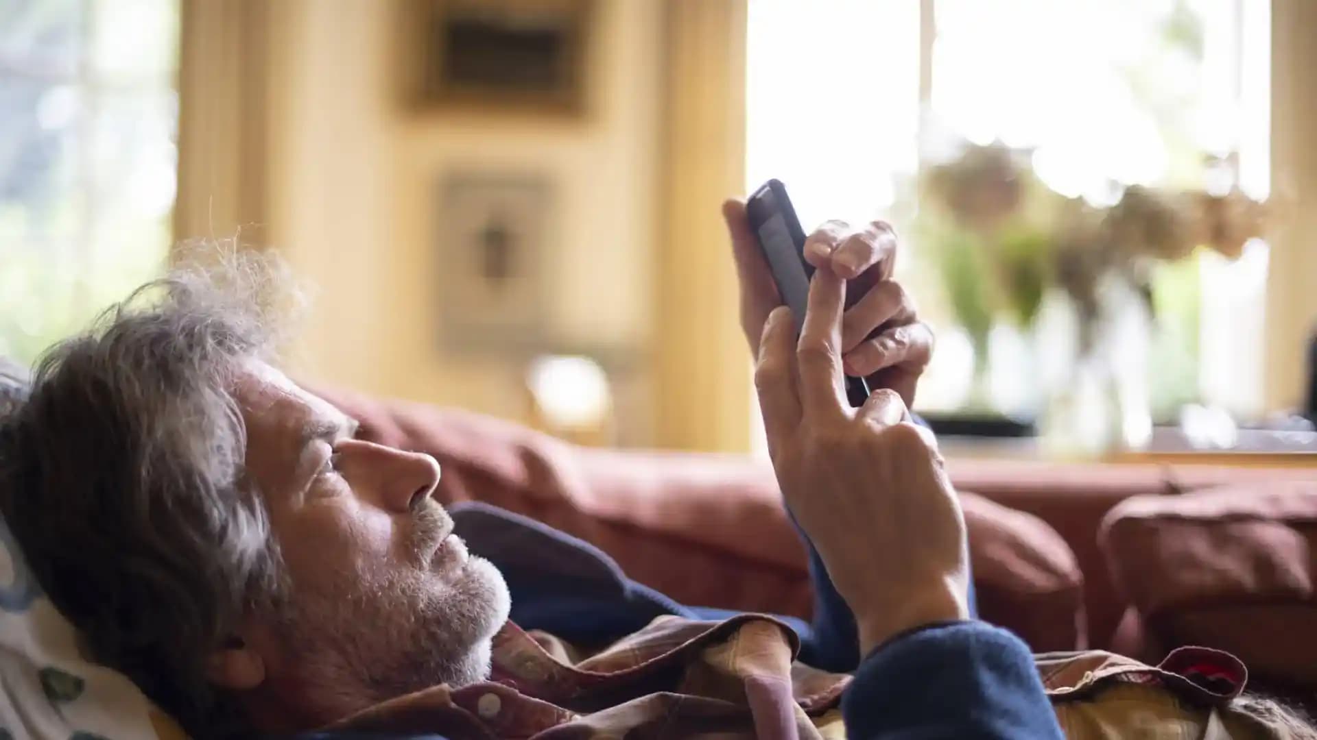 Amerikalıların Elektronik Cihazlarını Daha Uzun Süre Kullanmasının Ekonomik ve Teknolojik Etkileri