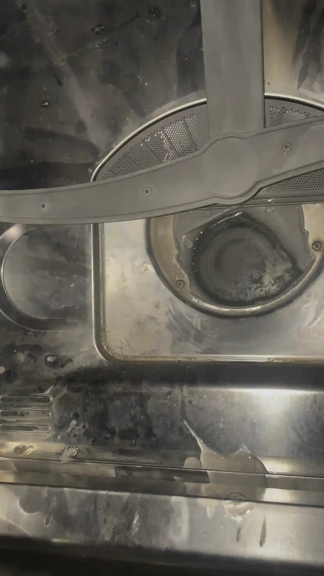 Bosch Silence Plus Bulaşık Makinesi E24 Hatası ve Drenaj Sorunlarının Çözüm Yöntemleri