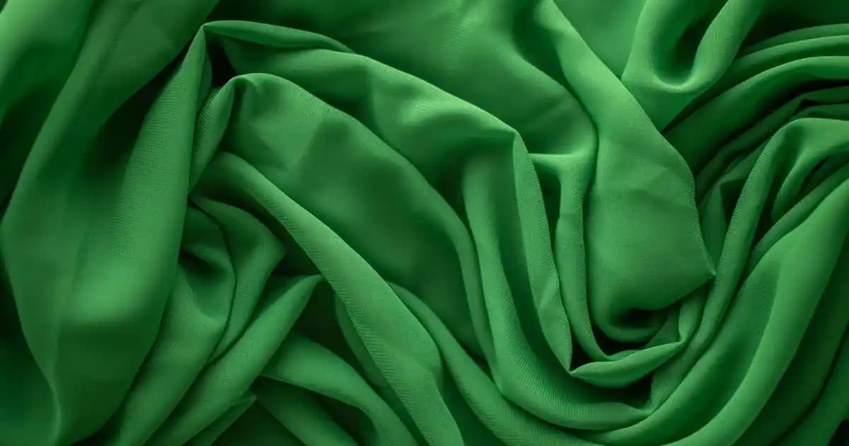 Shark Robot Süpürgelerin Yazılım, Navigasyon ve Performans Sorunları Üzerine Kullanıcı Deneyimleri