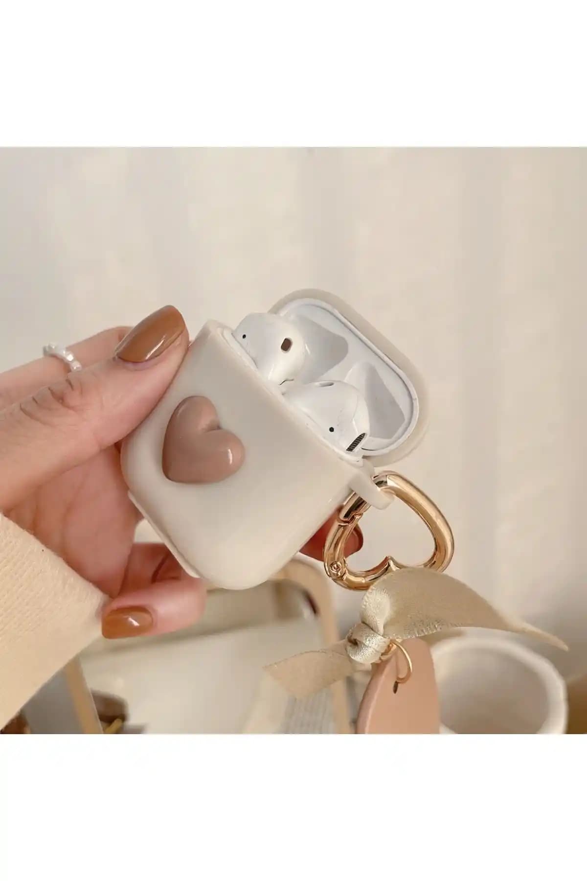 BURDEM 1 ve 2 Nesil Apple Kulaklıklar İçin Şık ve Koruyucu Kılıf Tasarımı ve Özellikleri