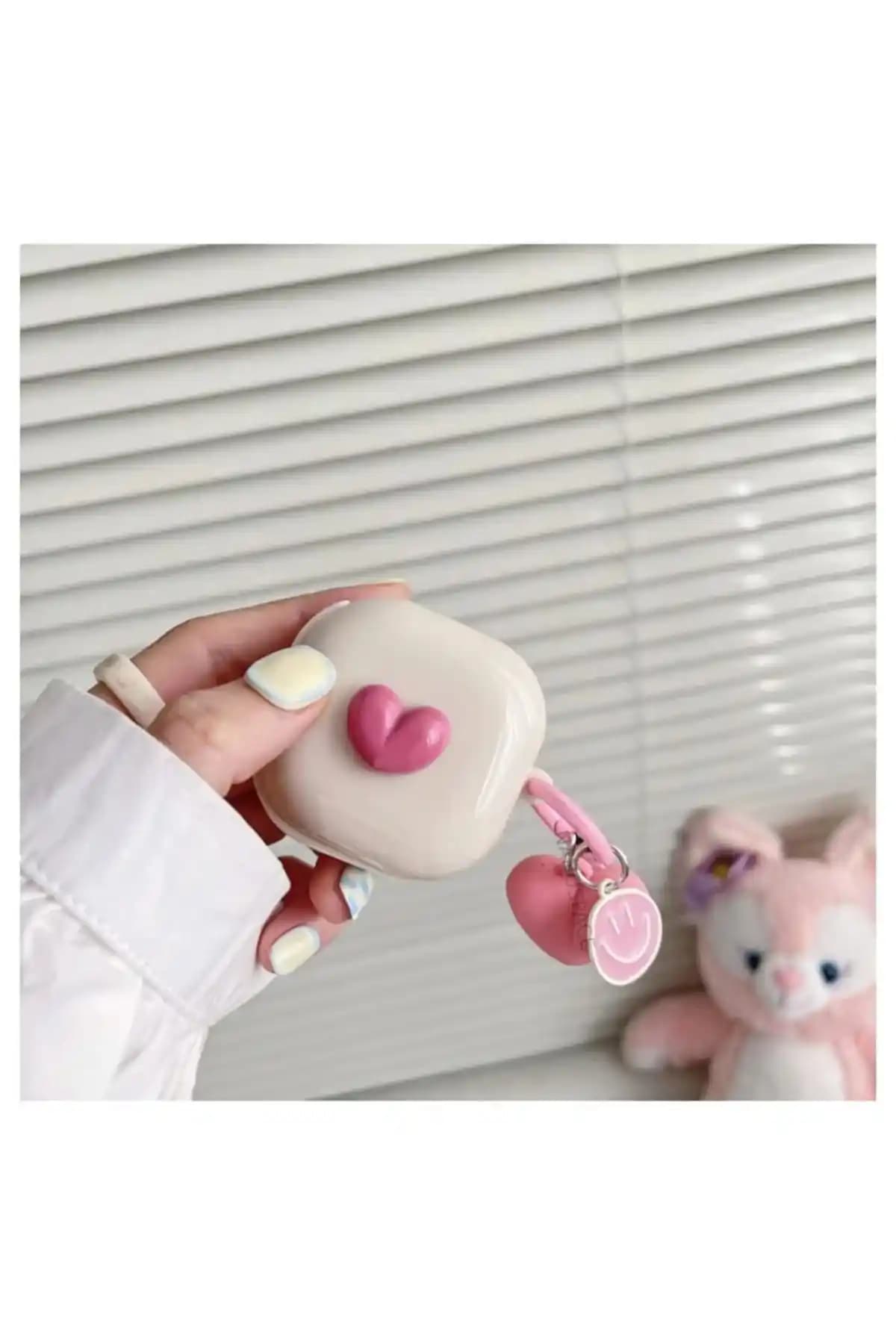 Samsung Galaxy Buds 2 ve Uyumlu Modeller İçin Kalp Desenli Koruyucu Kulaklık Kılıfı